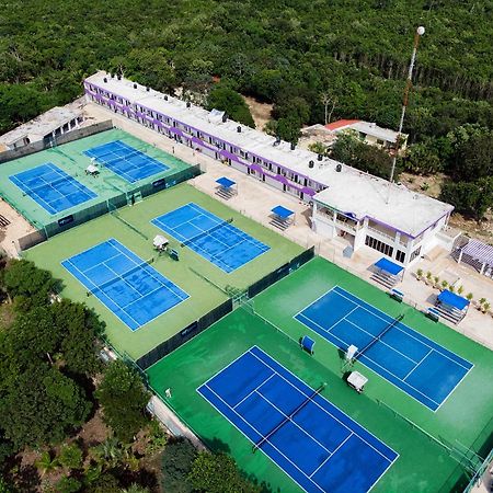 Cancun Tennis Inn Канкун Экстерьер фото