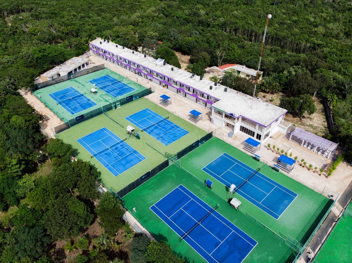 Cancun Tennis Inn Канкун Экстерьер фото